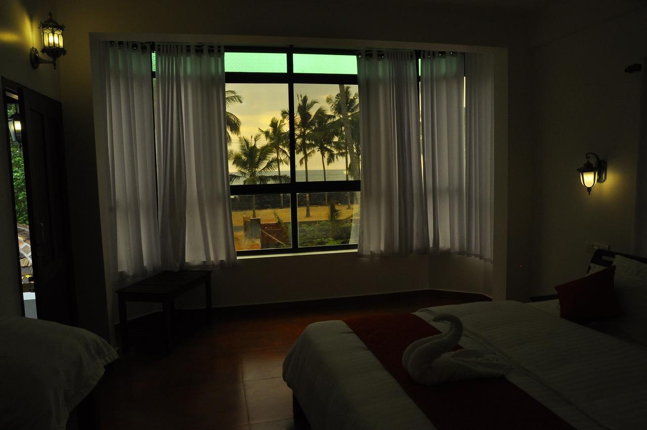 Palm Beach Villa Cherai Beach Exterior photo