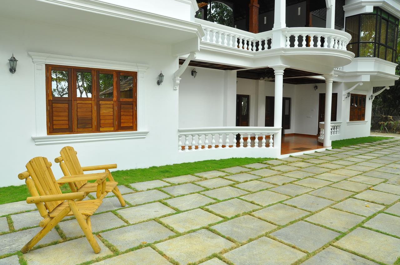 Palm Beach Villa Cherai Beach Exterior photo