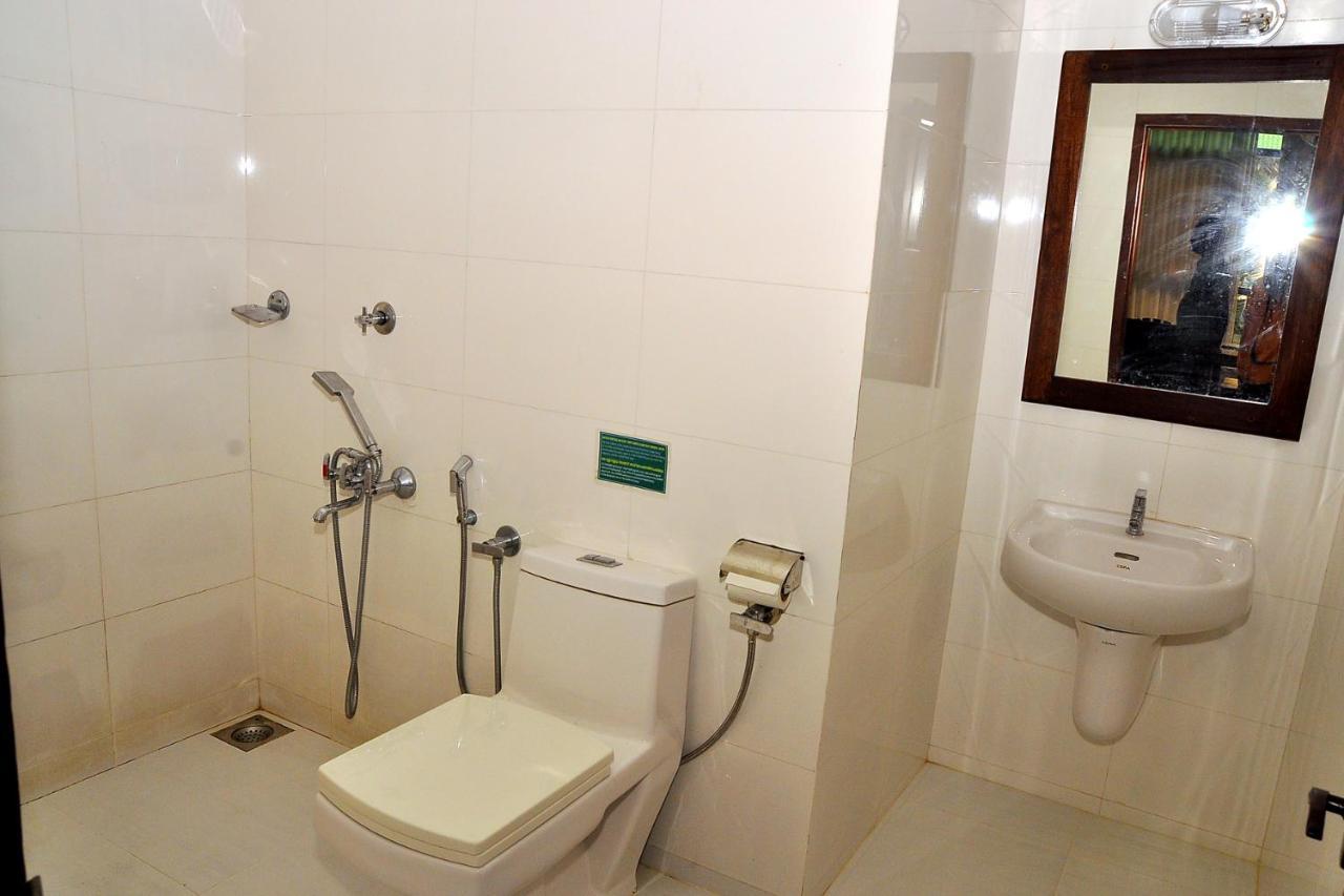 Palm Beach Villa Cherai Beach Exterior photo